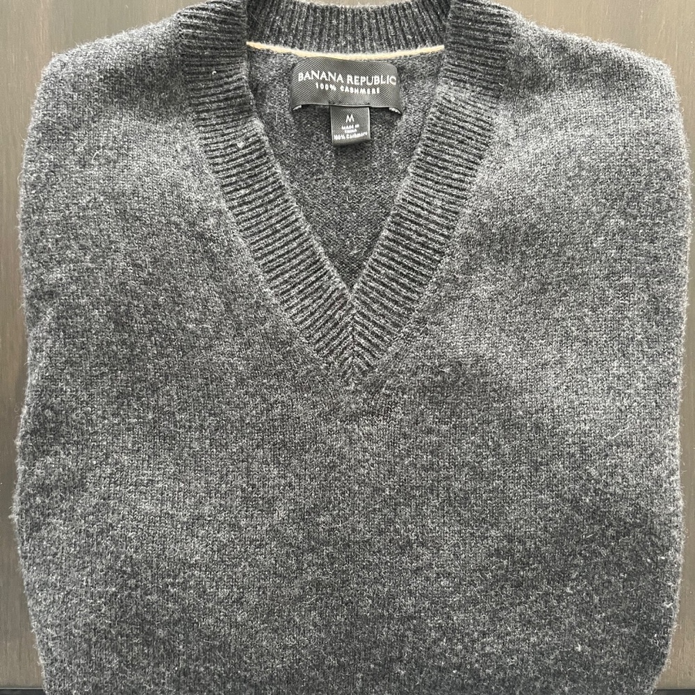 Banana Republic Amalfi Cashmere V-Neck Sweater - Mens